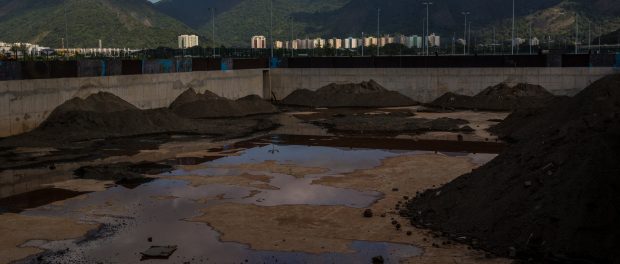 Local do que foi a piscina de aquecimento dos Jogos Olímpicos no Rio de Janeiro. Crédito Dado Galdieri para o New York Times