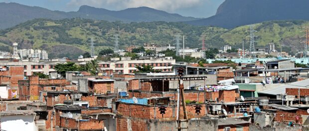 Vista desde a Favela de Manguinhos. Foto por: Edilano Cavalcante.