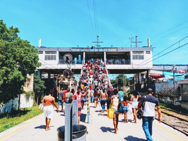 Desembarque na Estação Japeri, na Baixada Fluminense. Foto: Fabio Leon