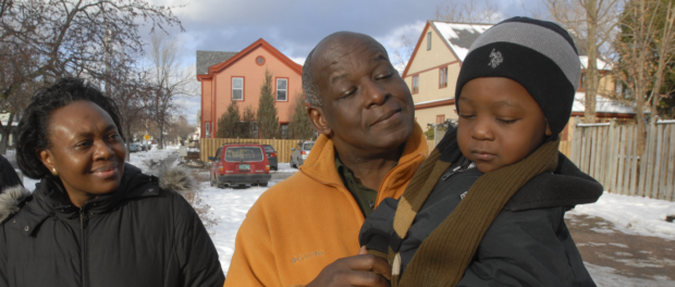 Família Kambere-Meli de imigrantes do Congo, compraram sua casa através do CHT. Foto: Champlain Housing Trust