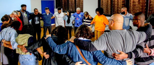 Igreja Redenção BXD reunida no Colab Space coworking em Nilópolis. Foto: Janaina Tavares
