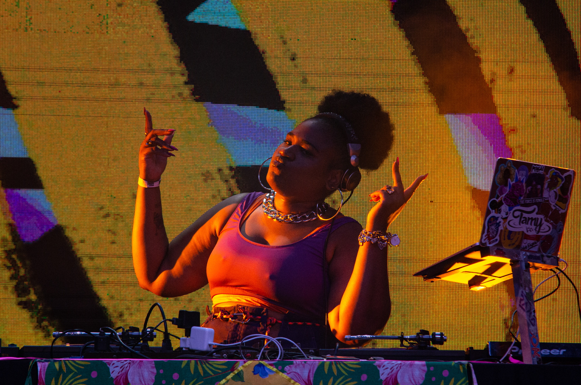 DJ Tamy, se apresenta no Festival Justiça por Marielle e Anderson. Foto: Bárbara Dias