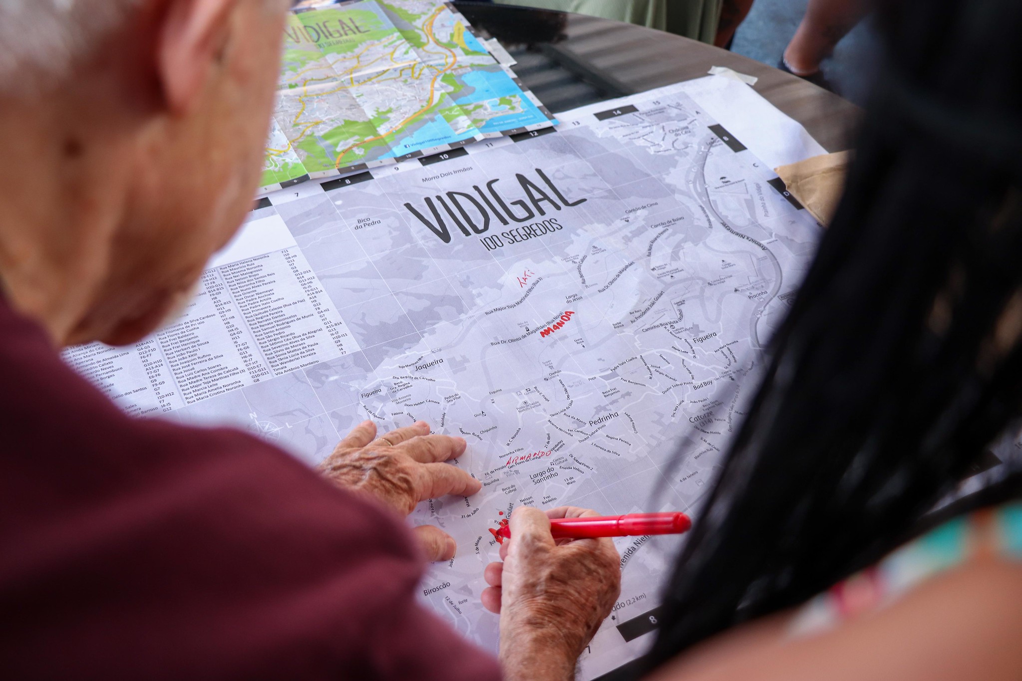 Mapa do Vidigal: os participantes indicaram os bairros em que moram escrevendo o próprio nome. Foto: Alexandre Cerqueira