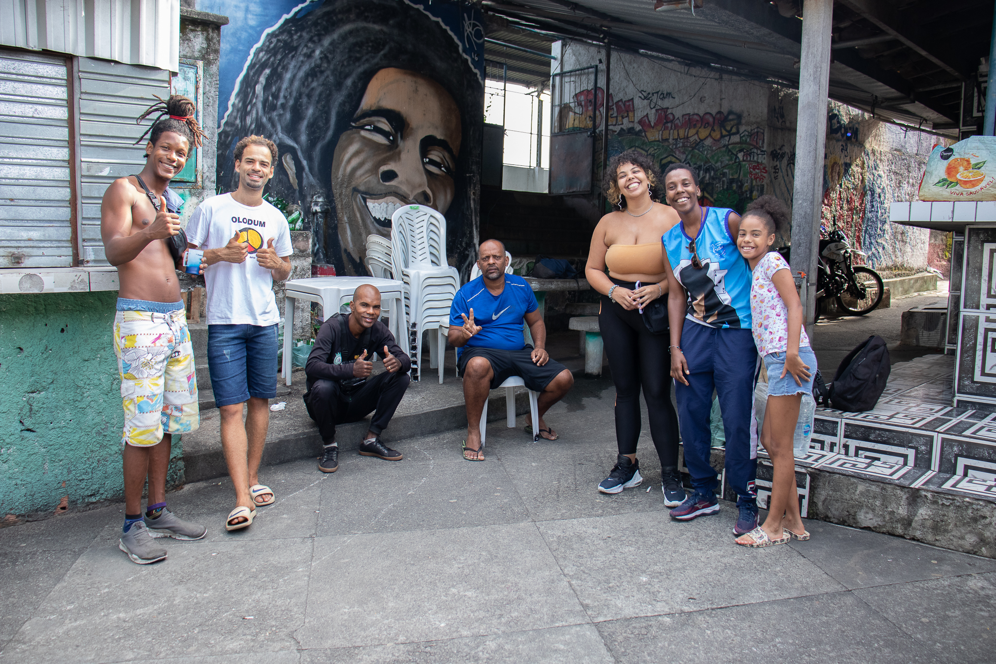 Momento de encontro do Mutirão, na quadra da Raia, em frente ao bar do Zói. Foto: João Fernando