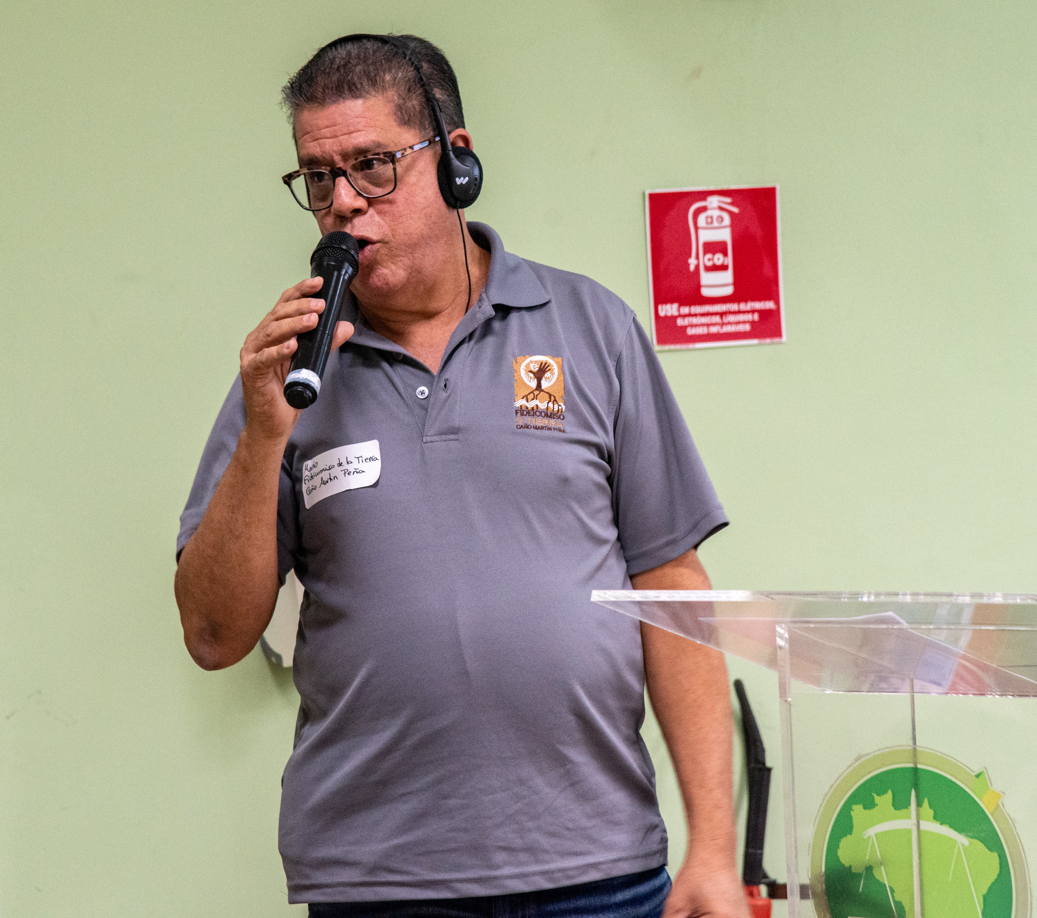 Mario Nuñez, Diretor Executivo fala sobre a experiência do Fideicomiso de la Tierra Caño Martín Peña no Porto Rico, primeiro TTC em assentamento informal na América Latina. Foto: Bárbara Dias