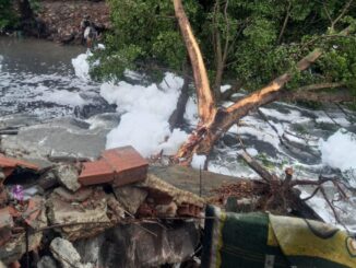 Casa que desabou em Nilópolis às margens do Rio Sarapuí. Foto: Divulgação PMN
