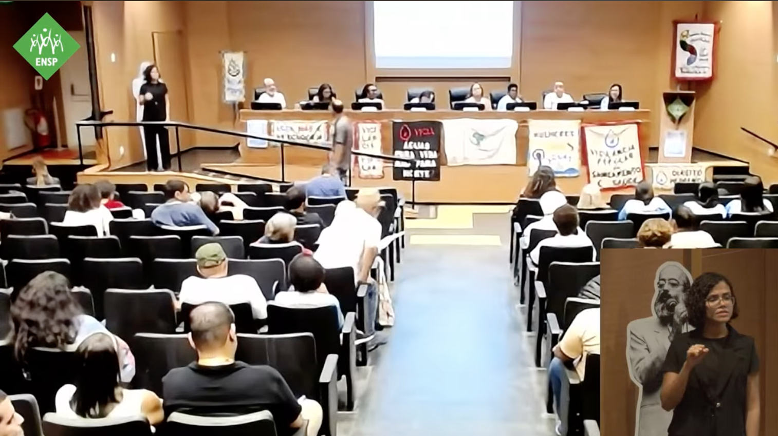 Mesa de lançamento da Plataforma De Olho na Água na Fiocruz. Foto: Reprodução da internet Mesa de lançamento da Plataforma De Olho na Água na Fiocruz. Foto: Reprodução da internet