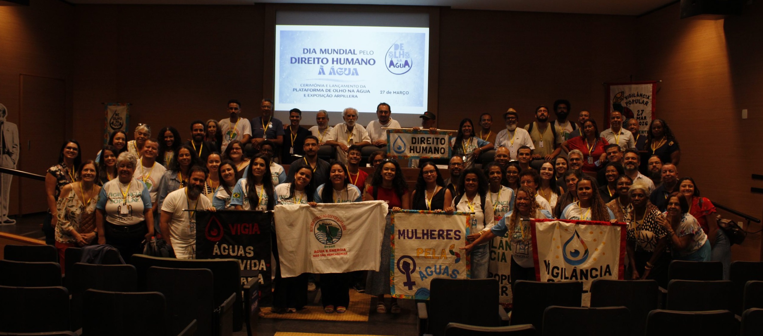 Coletivos, instituições e sociedade civil se unem para lançamento da Plataforma De Olho Na Água no auditório da Escola Nacional de Saúde Pública (ENSP/Fiocruz). Foto: Amanda Baroni Coletivos, instituições e sociedade civil se unem para lançamento da Plataforma De Olho Na Água no auditório da Escola Nacional de Saúde Pública (ENSP/Fiocruz). Foto: Amanda Baroni