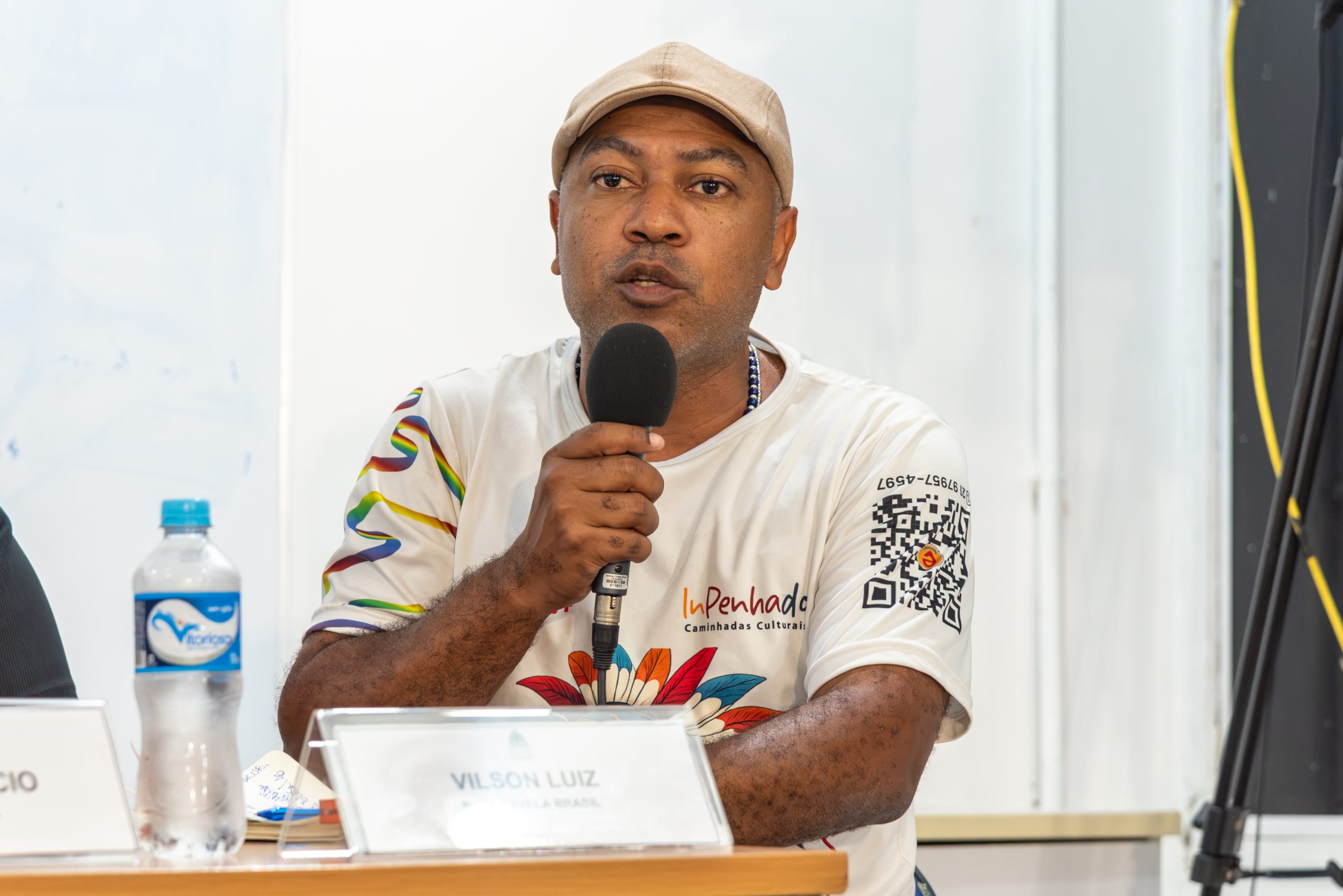 Vilson Luiz durante sua participação na Audiência Pública "Turismo, Favela, Periferia e Cidadania: Caminhos para um Modelo Comunitário e Sustentável”. Foto: Bárbara Dias Vilson Luiz durante sua participação na Audiência Pública "Turismo, Favela, Periferia e Cidadania: Caminhos para um Modelo Comunitário e Sustentável”. Foto: Bárbara Dias