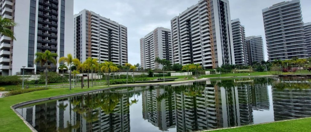 Em 2022, quando foi criado o bairro da Barra Olímpica, Ilha Pura ainda estava esvaziada, um fracasso imobiliário. Foto: Lilian Amaral de Sampaio