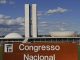 Famoso prédio do Congresso Nacional em Brasília. A cúpula menor, voltada para baixo, é o Senado Federal, enquanto a cúpula maior voltada para cima é a Câmara dos Deputados. Foto: CNBB