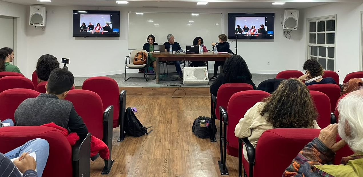 Roda de conversa 'Impactos dos Data Centers na Segurança Hídrica do Brasil', em 25 de agosto, no Centro de Ciências Jurídicas e Políticas da Universidade Federal do Estado do Rio de Janeiro (UniRio), em Botafogo. Foto: Felipe Migliani Roda de conversa 'Impactos dos Data Centers na Segurança Hídrica do Brasil', em 25 de agosto, no Centro de Ciências Jurídicas e Políticas da Universidade Federal do Estado do Rio de Janeiro (UniRio), em Botafogo. Foto: Felipe Migliani